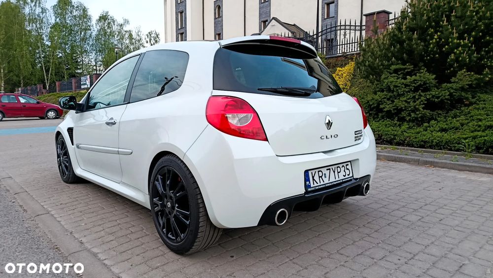 Renault Clio 2.0 16V Sport - 7