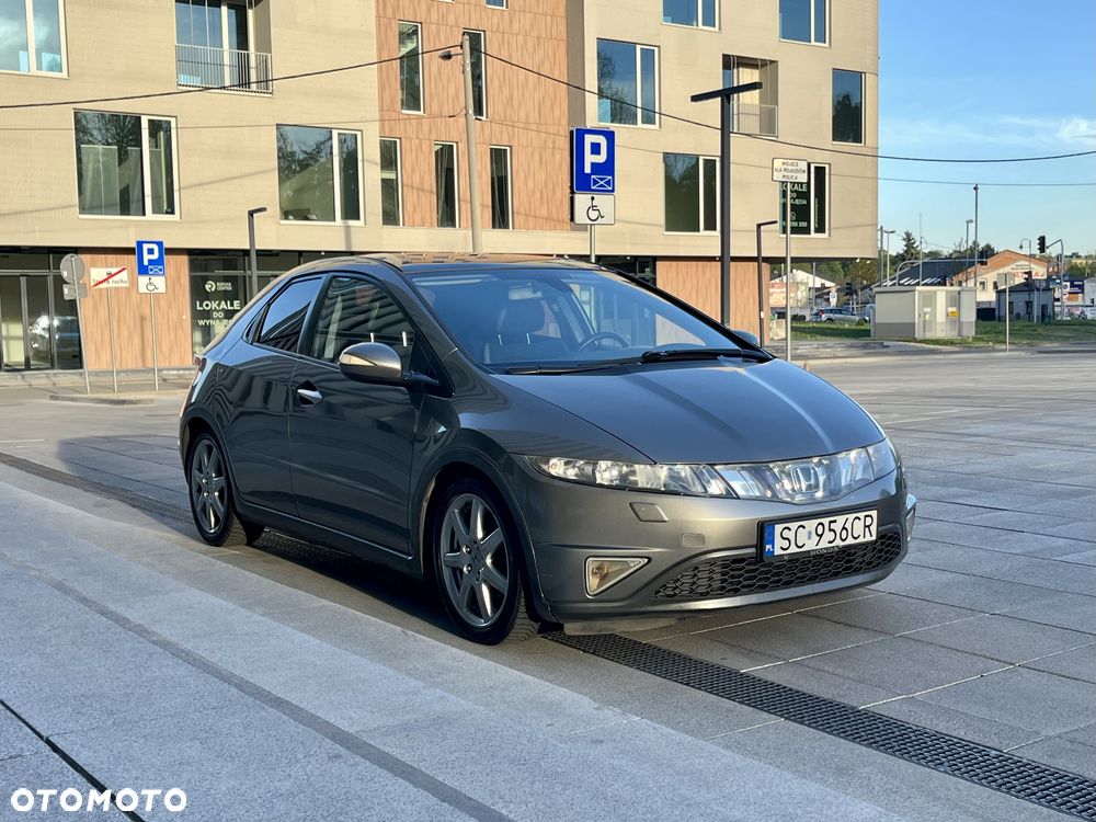 Honda Civic 1.8i-VTEC Executive - 2