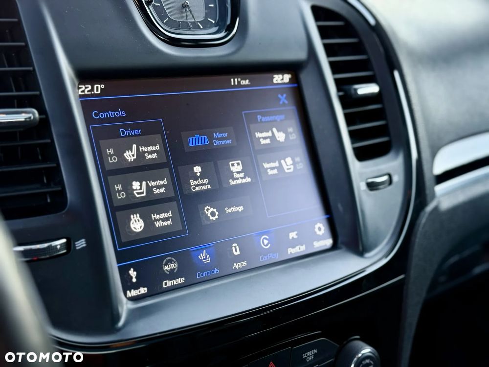 Chrysler 300s - 29