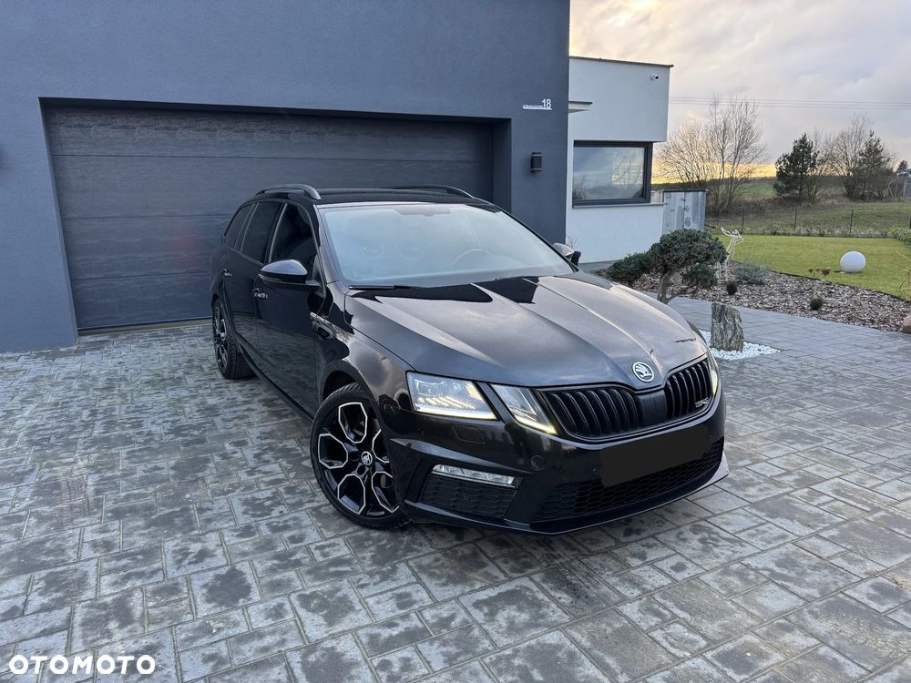 Skoda Octavia 2.0 TDI RS DSG - 1