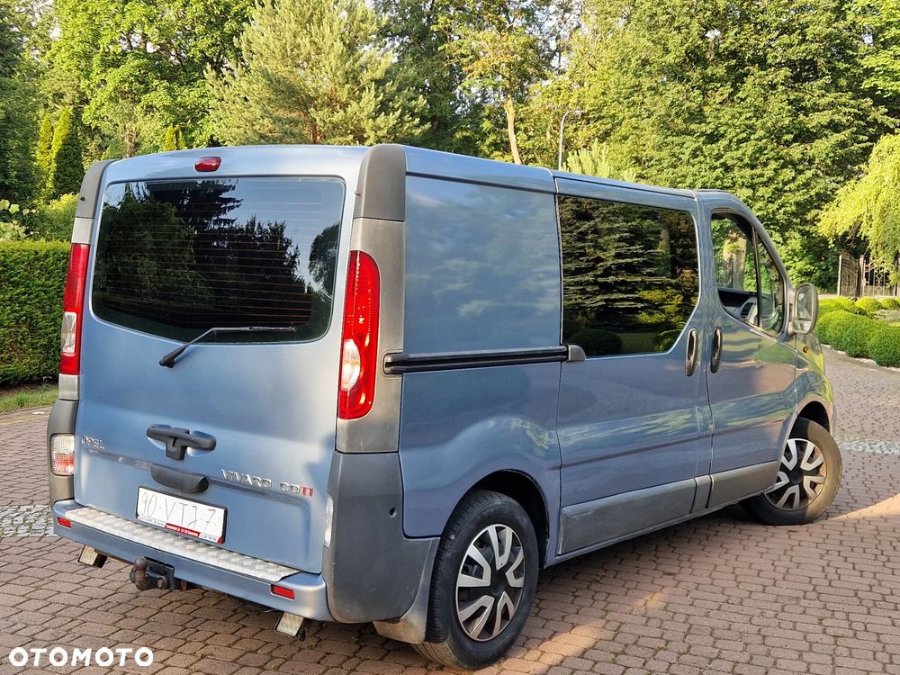 Opel VIVARO - 2