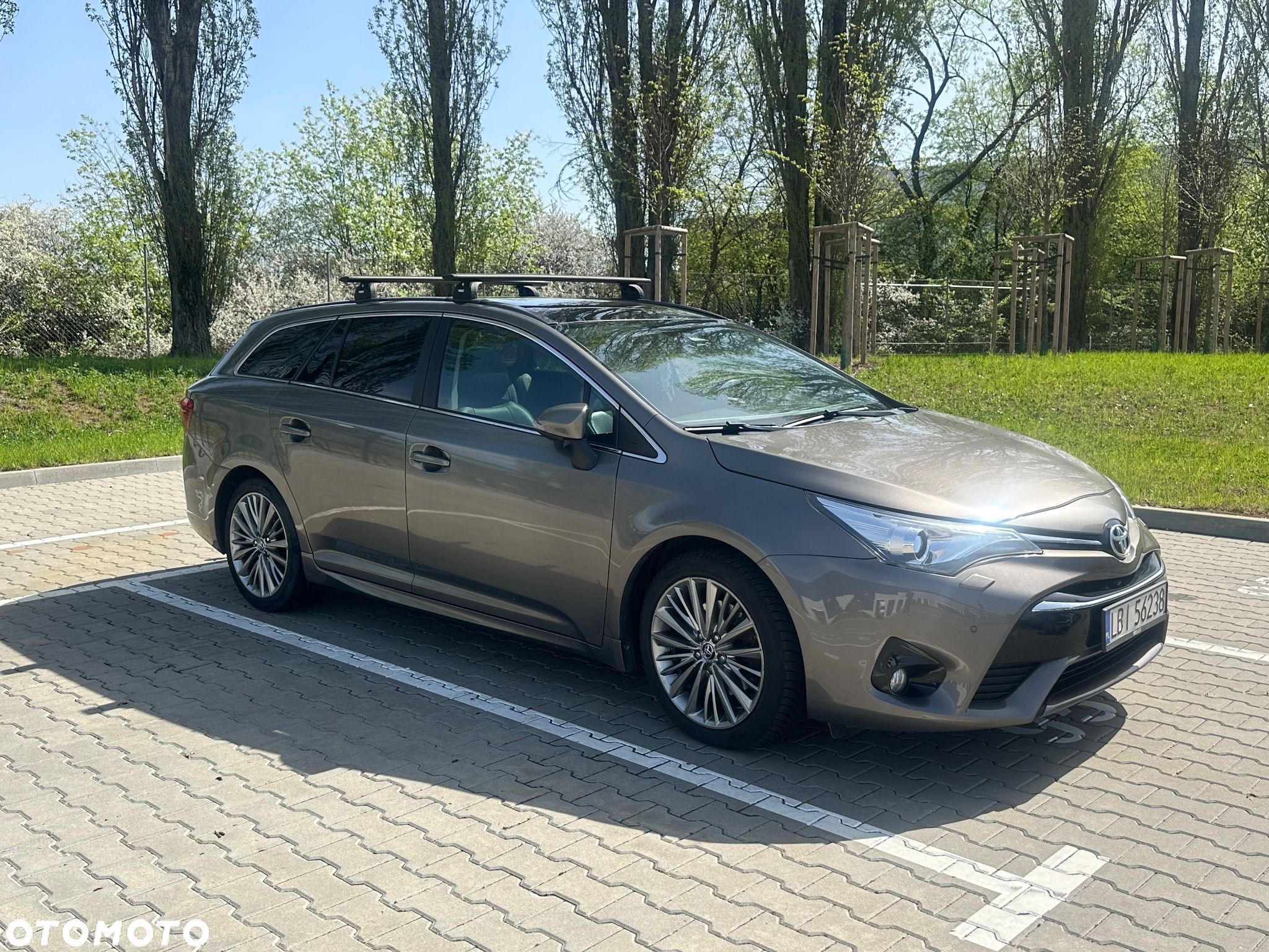 Toyota Avensis 2.0 D-4D Active Business - 1