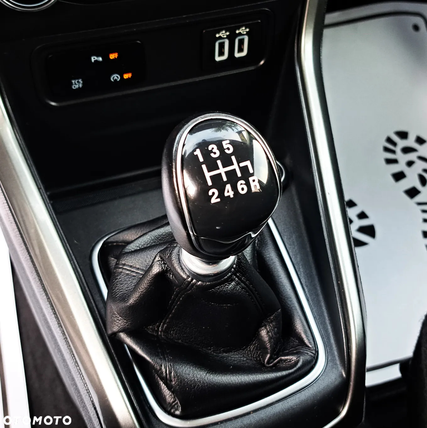 Ford EcoSport 1.0 EcoBoost TITANIUM - 30