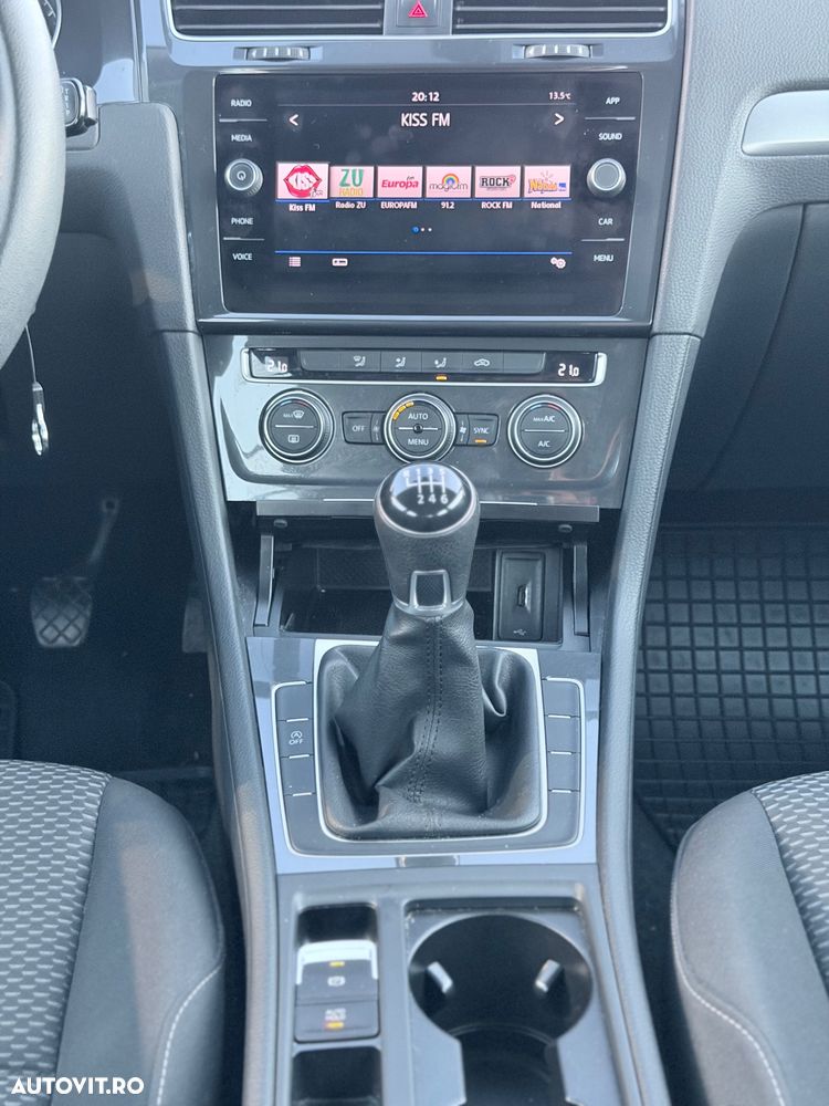 Volkswagen Golf 1.0 TSI Trendline - 11