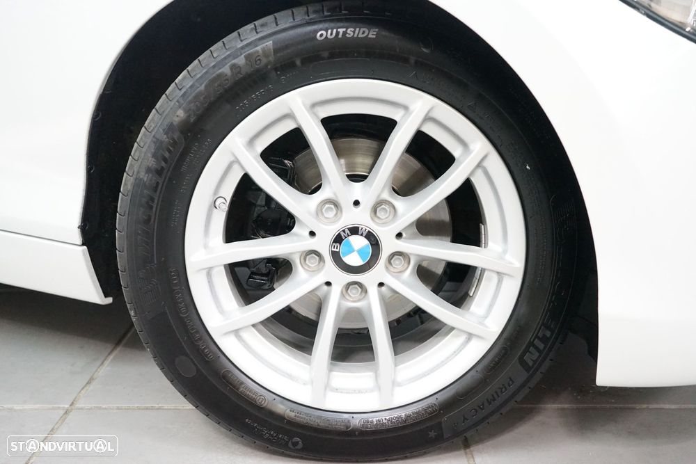BMW 116 d EfficientDynamics Edition - 10