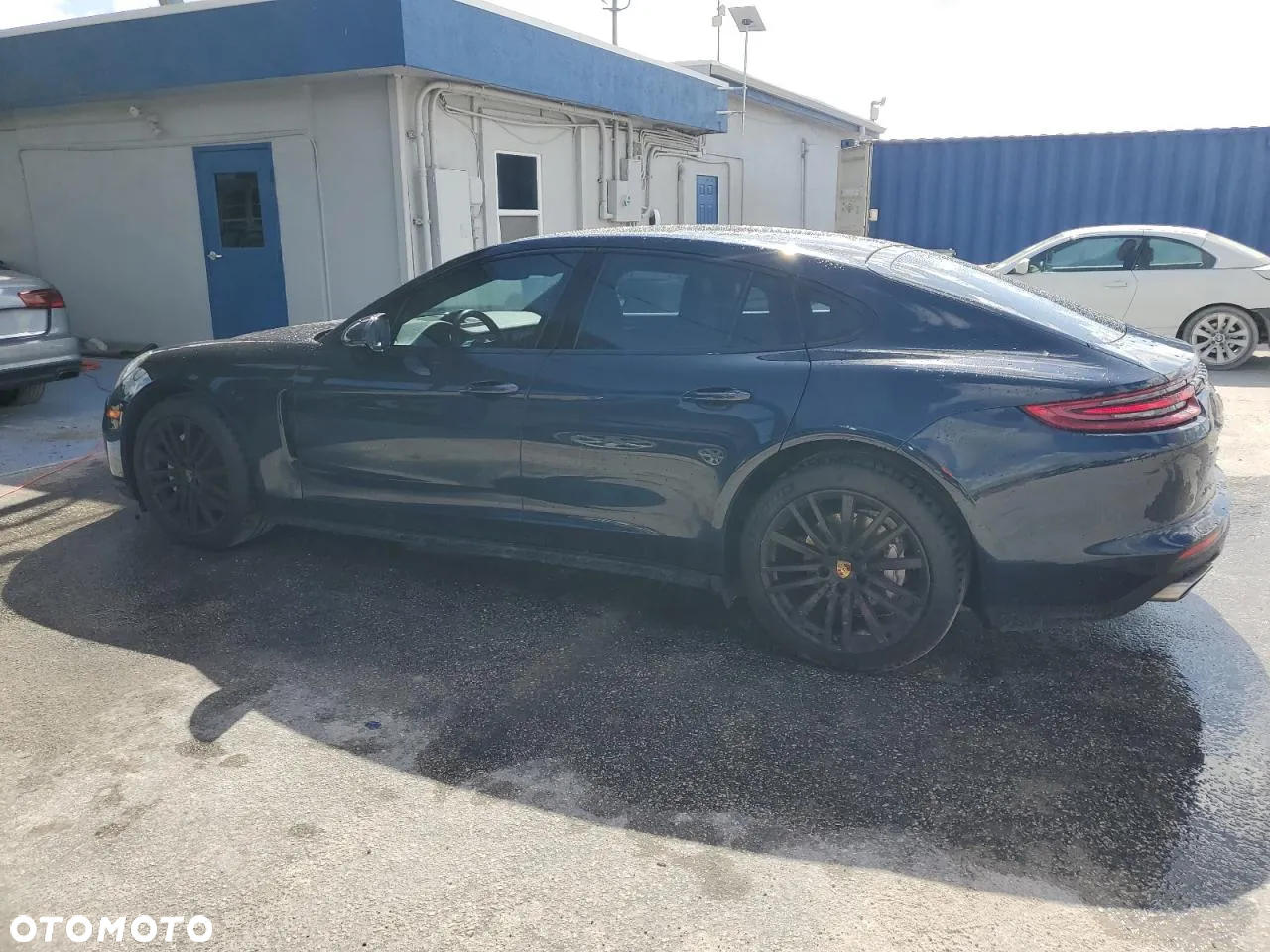 Porsche Panamera - 3