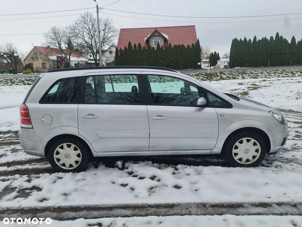 Opel Zafira 1.8 Family Plus - 7