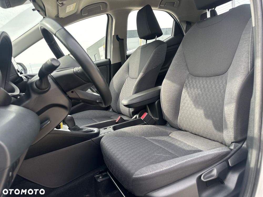 Toyota Yaris - 11