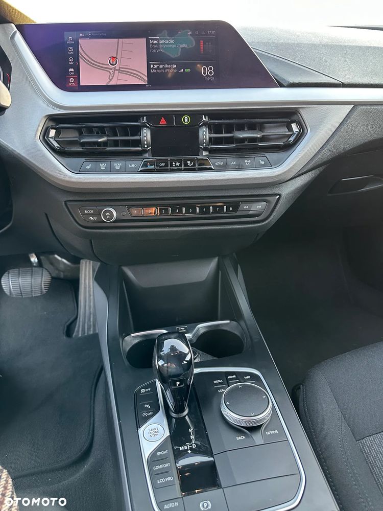 BMW Seria 1 118i - 13