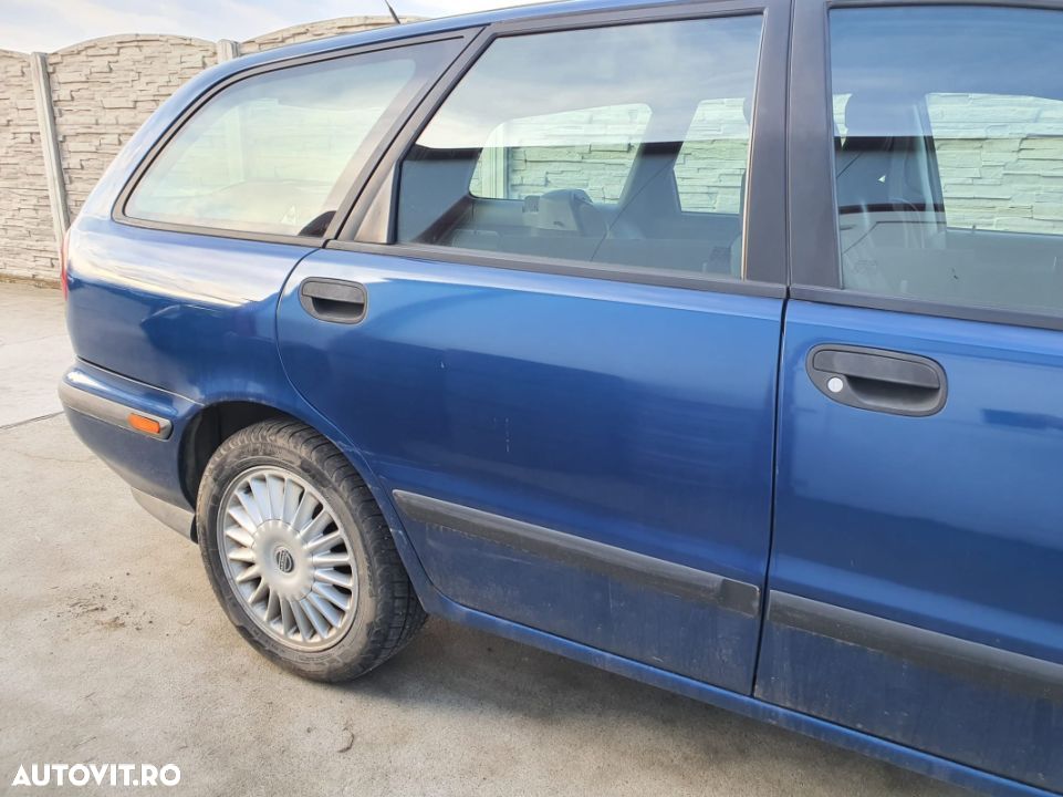 USA VOLVO V40  VW D.SP COMBI - 1