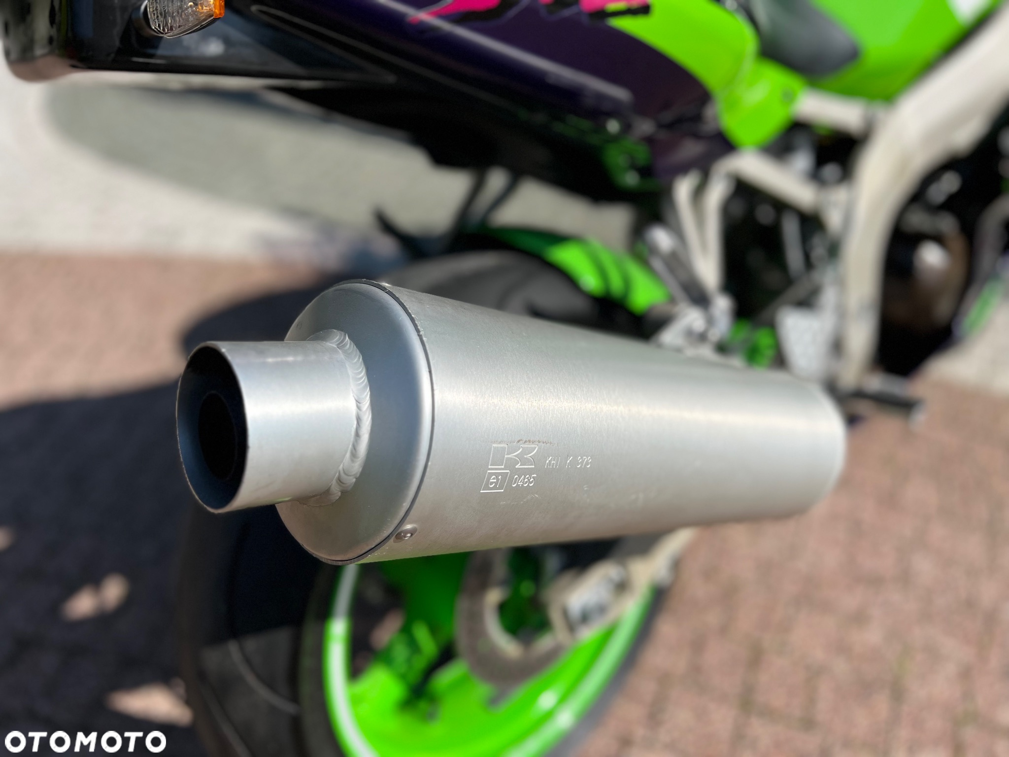 Kawasaki ZXR - 12