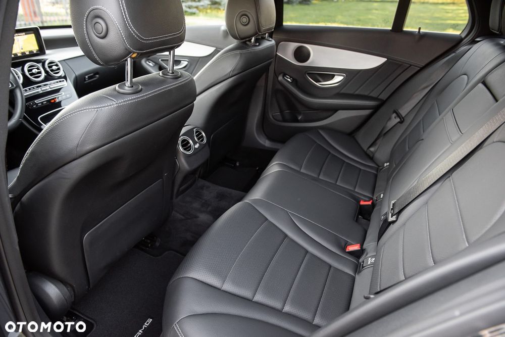 Mercedes-Benz Klasa C 250 (BlueTEC) d 7G-TRONIC AMG Line - 22