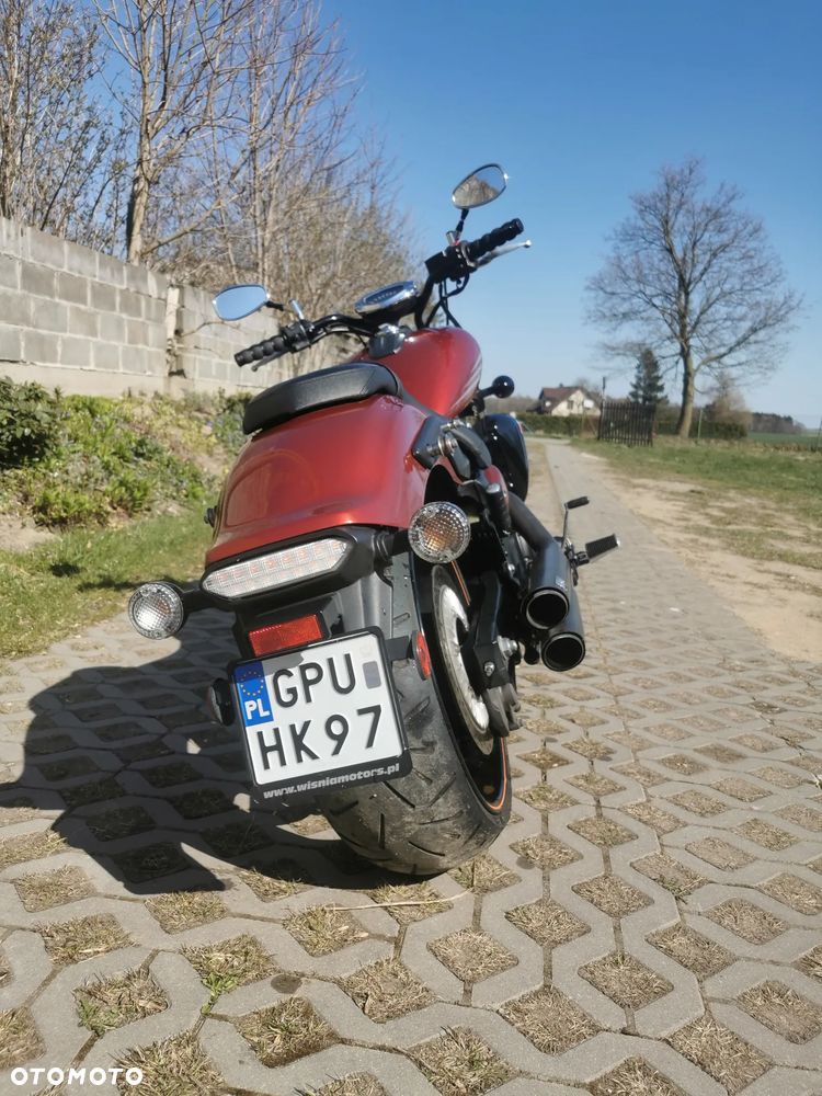Yamaha XVS - 7
