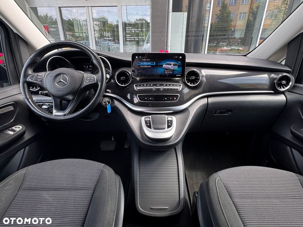 Mercedes-Benz EQV 300 90kWh - 12