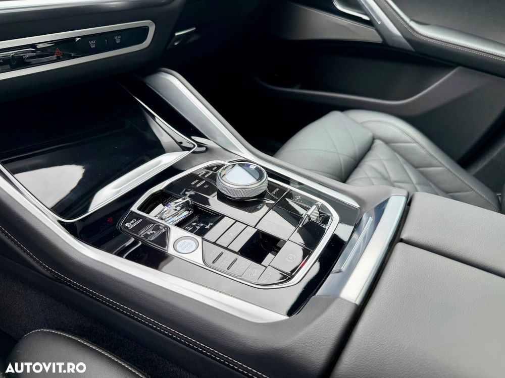 BMW X6 xDrive40i AT MHEV - 39