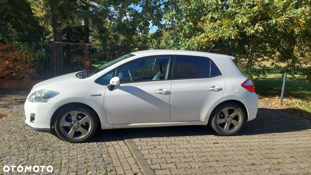 Toyota Auris 1.8 HSD Prestige NAVI - 4