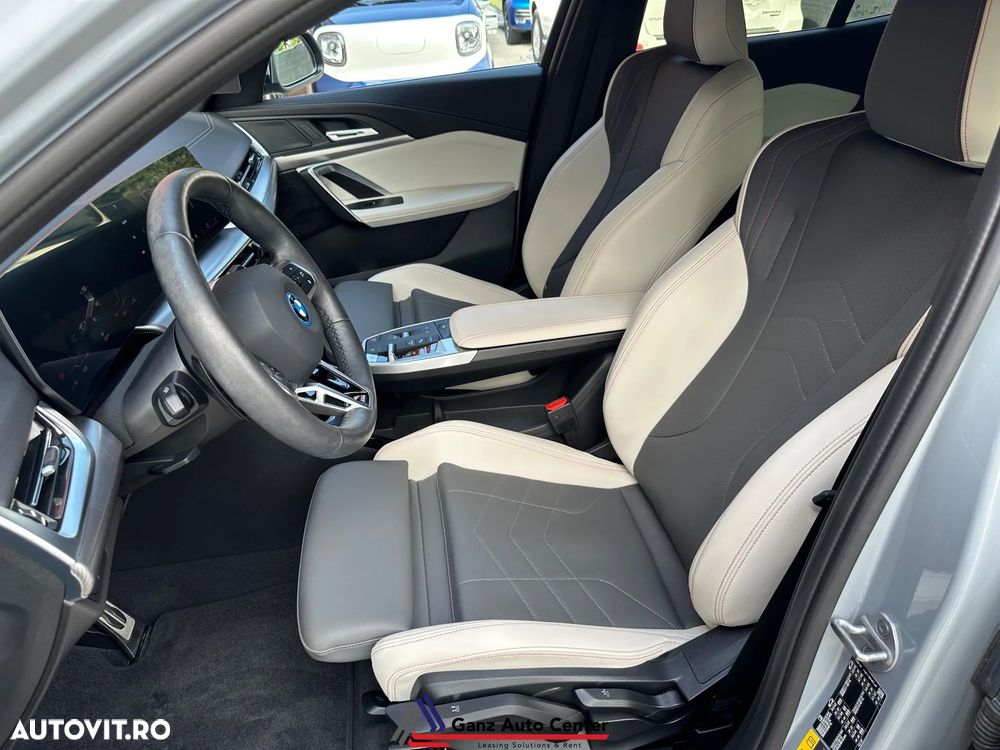 BMW iX2 eDrive20 - 17