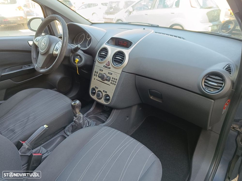 Opel Corsa 1.3 CDTi Enjoy - 9
