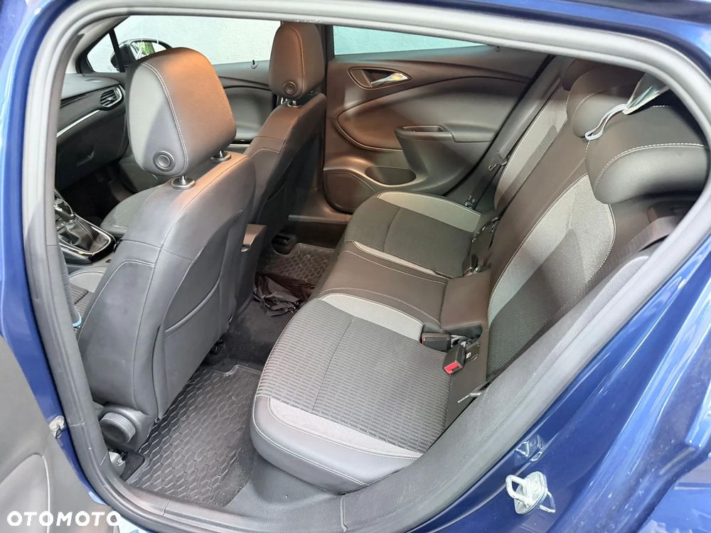 Opel Astra 1.5 D Start/Stop Elegance - 8