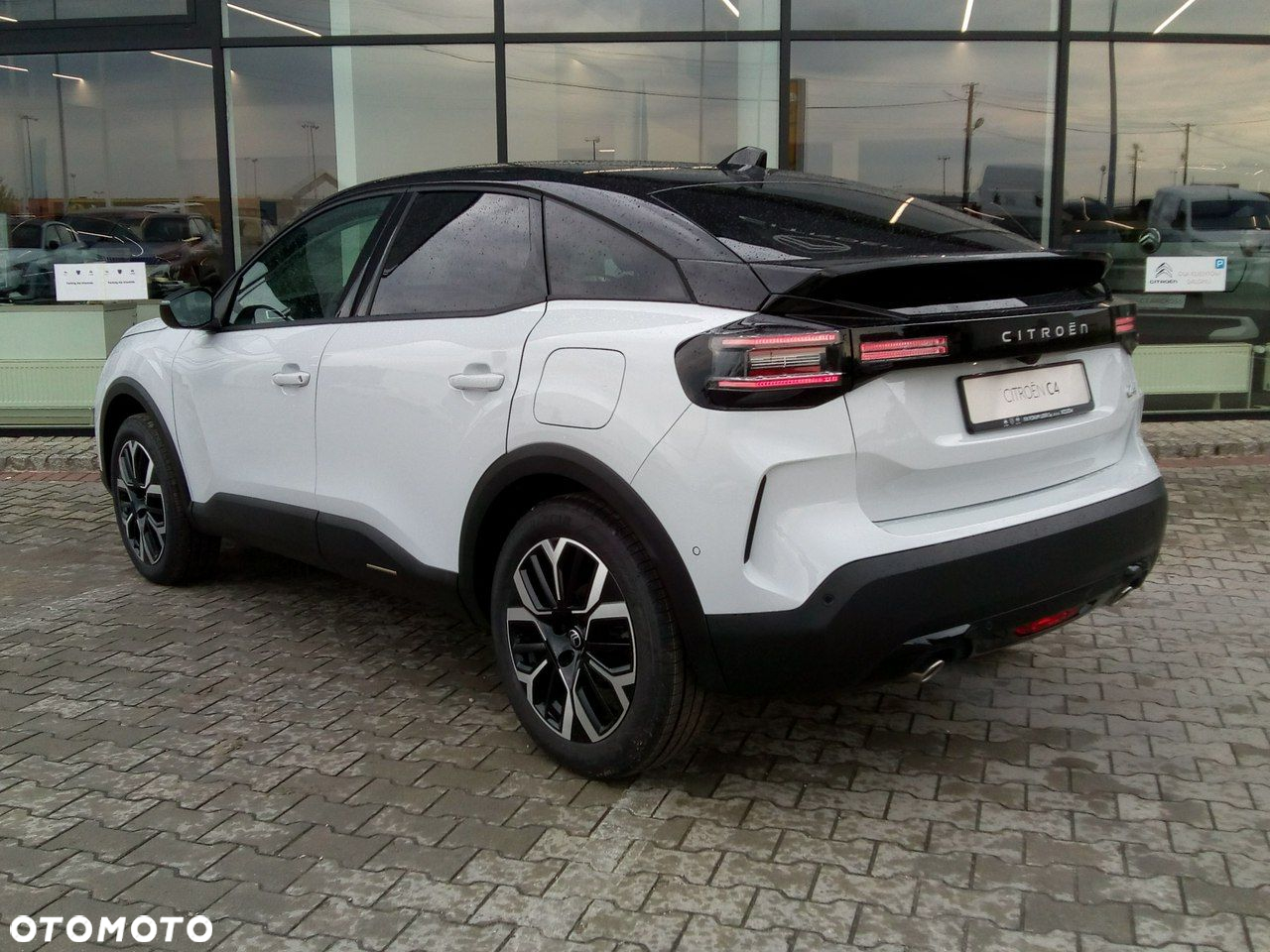 Citroën C4 1.2 PureTech Max S&S EAT8 - 8