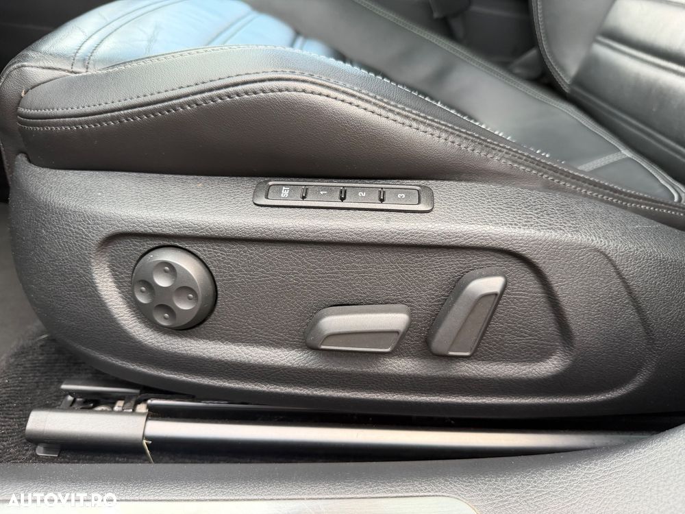 Volkswagen Passat CC 2.0 TDI BMT DSG - 27