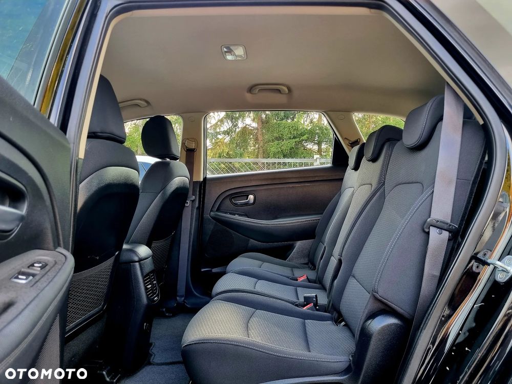 Kia Carens 1.7 CRDi L 7os - 11