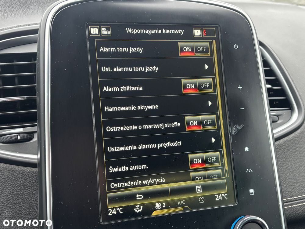 Renault Scenic ENERGY TCe 140 EDC LIMITED - 27