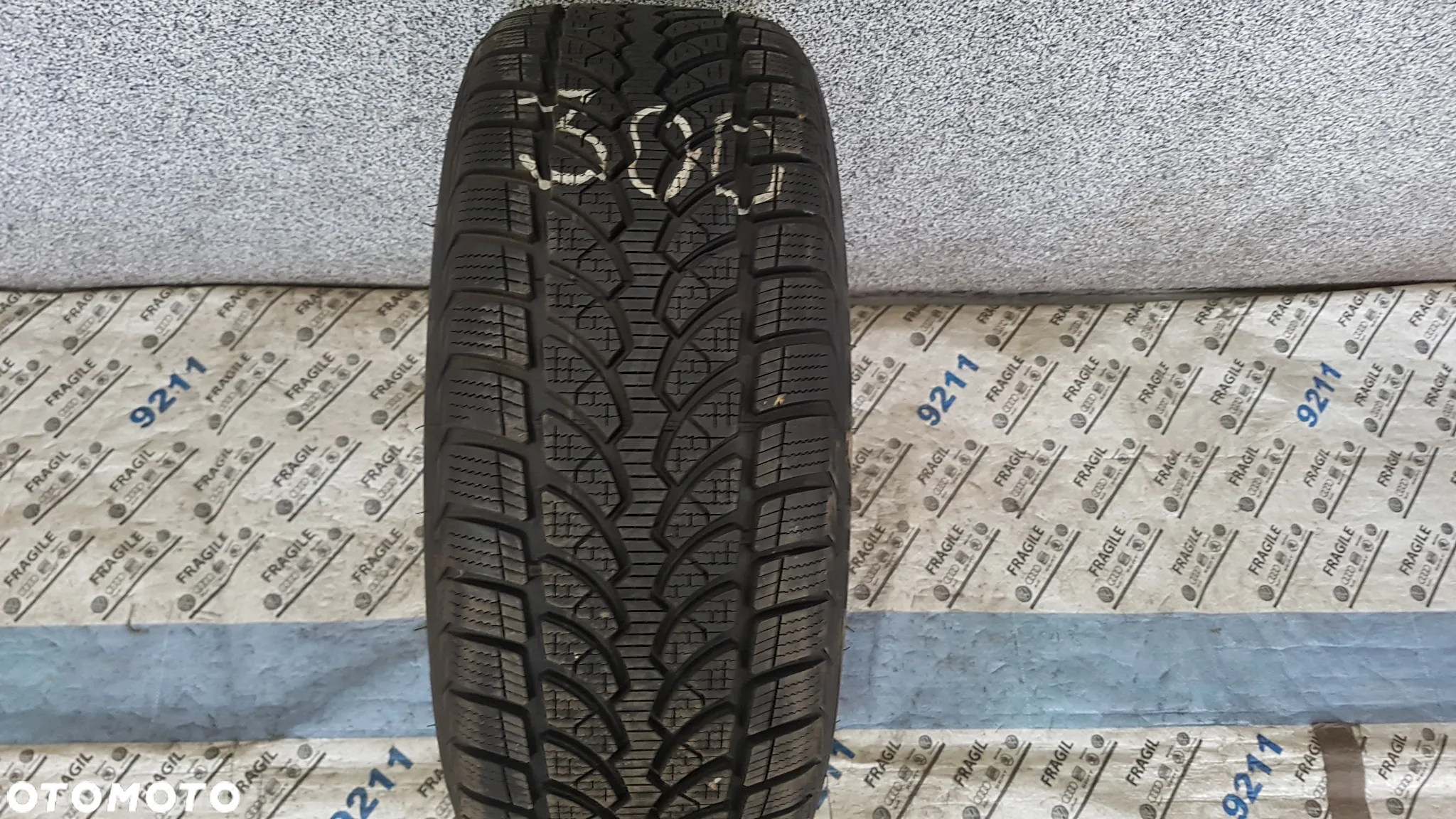 BRIDGESTONE BLIZZAK LM-32 RFT  225/50R17  225/50/17 - 13