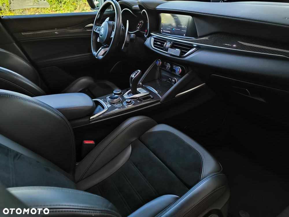 Alfa Romeo Stelvio 2.9 V6 Bi-Turbo Quadrifoglio Q4 - 16