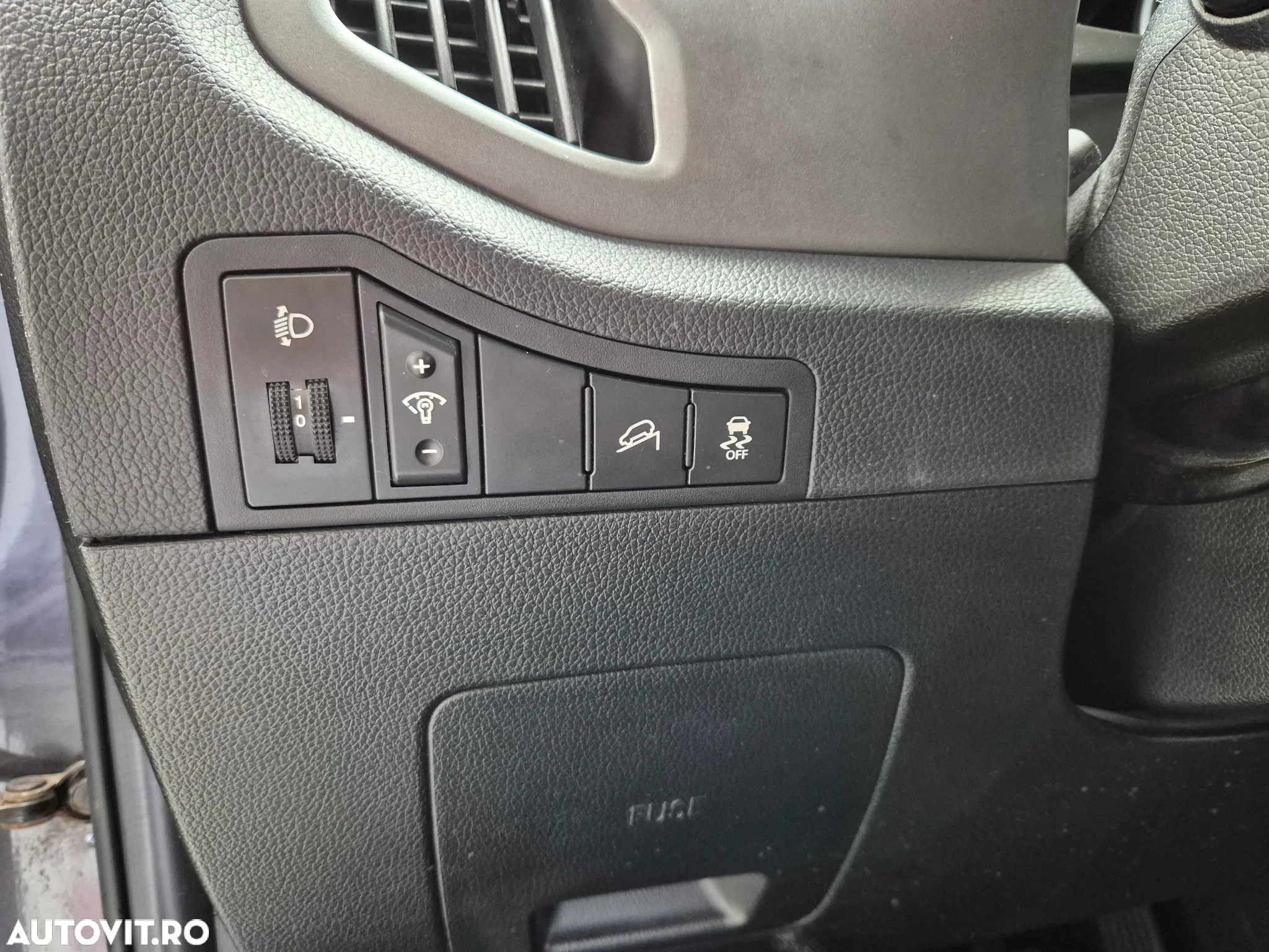 Kia Sportage 1.7 DSL 6MT 4x2 Plus - 9