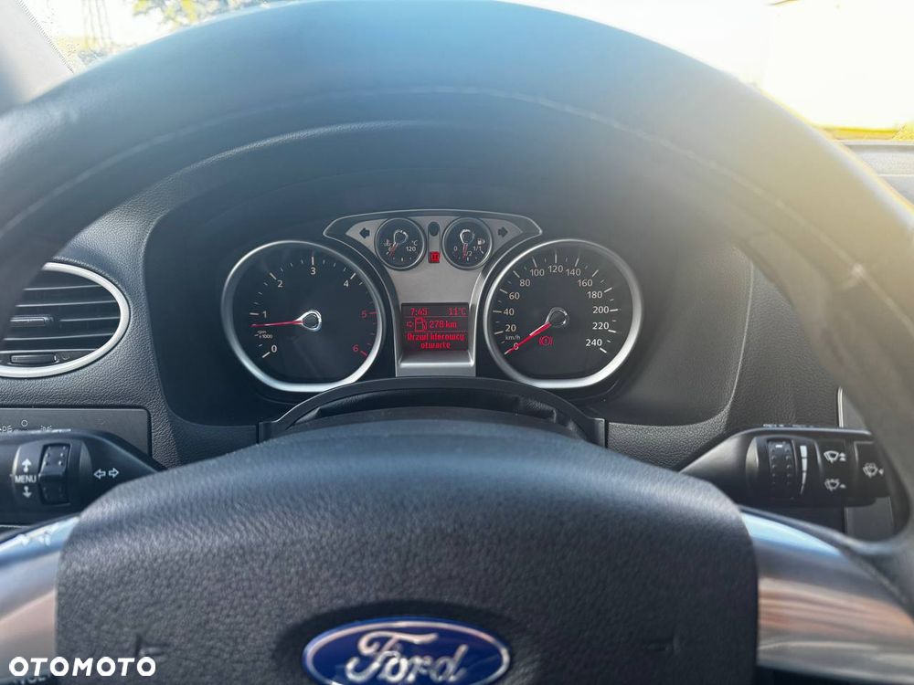 Ford Focus - 11