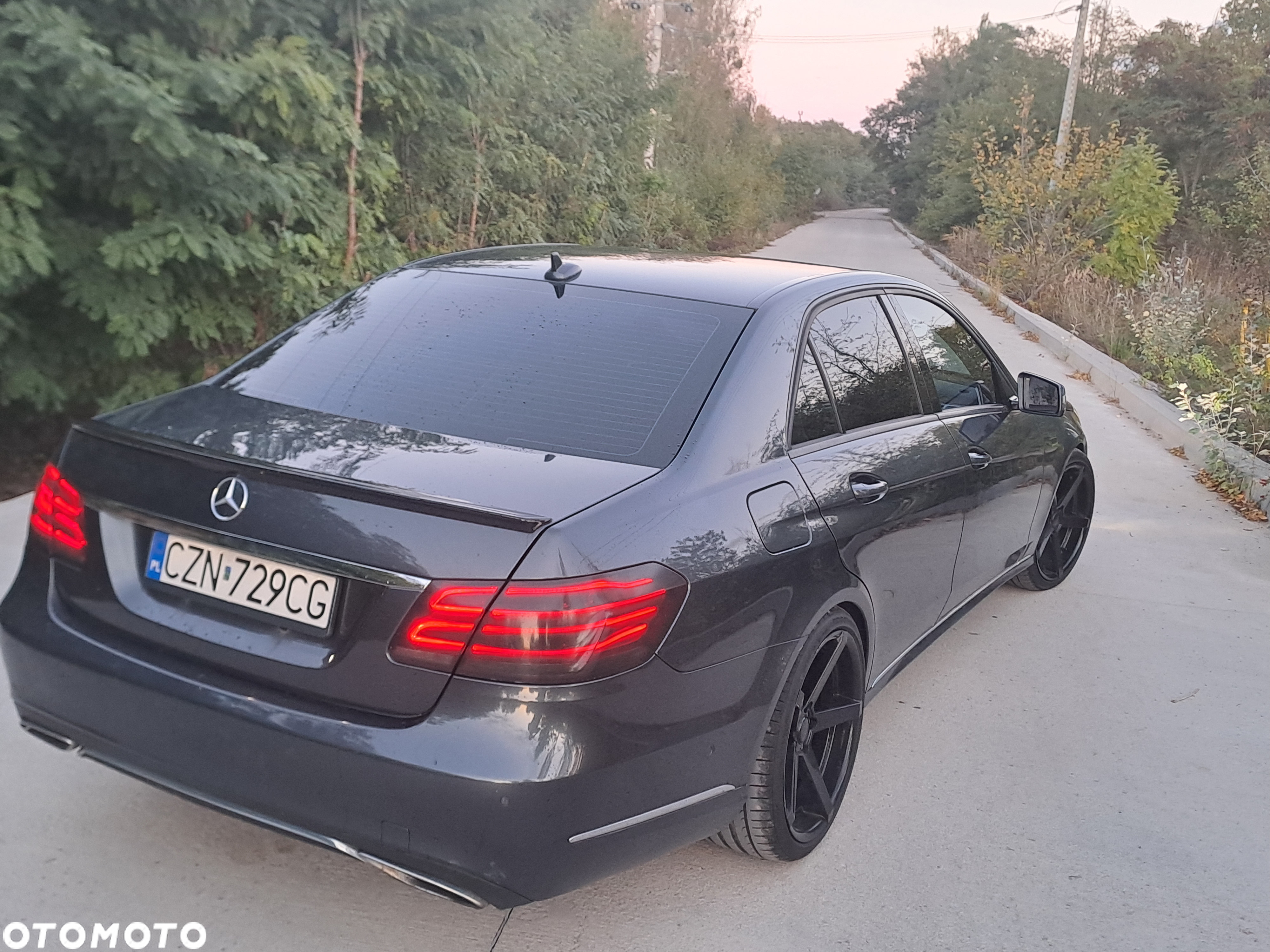 Mercedes-Benz Klasa E 220 T CDI DPF BlueEFFICIENCY 7G-TRONIC - 11