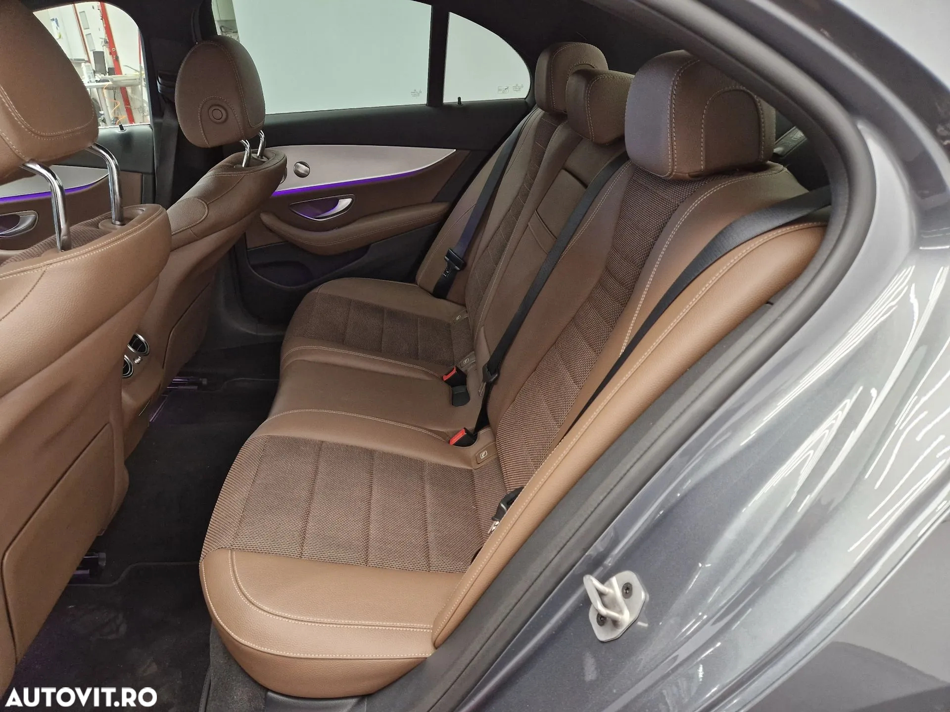 Mercedes-Benz E - 7