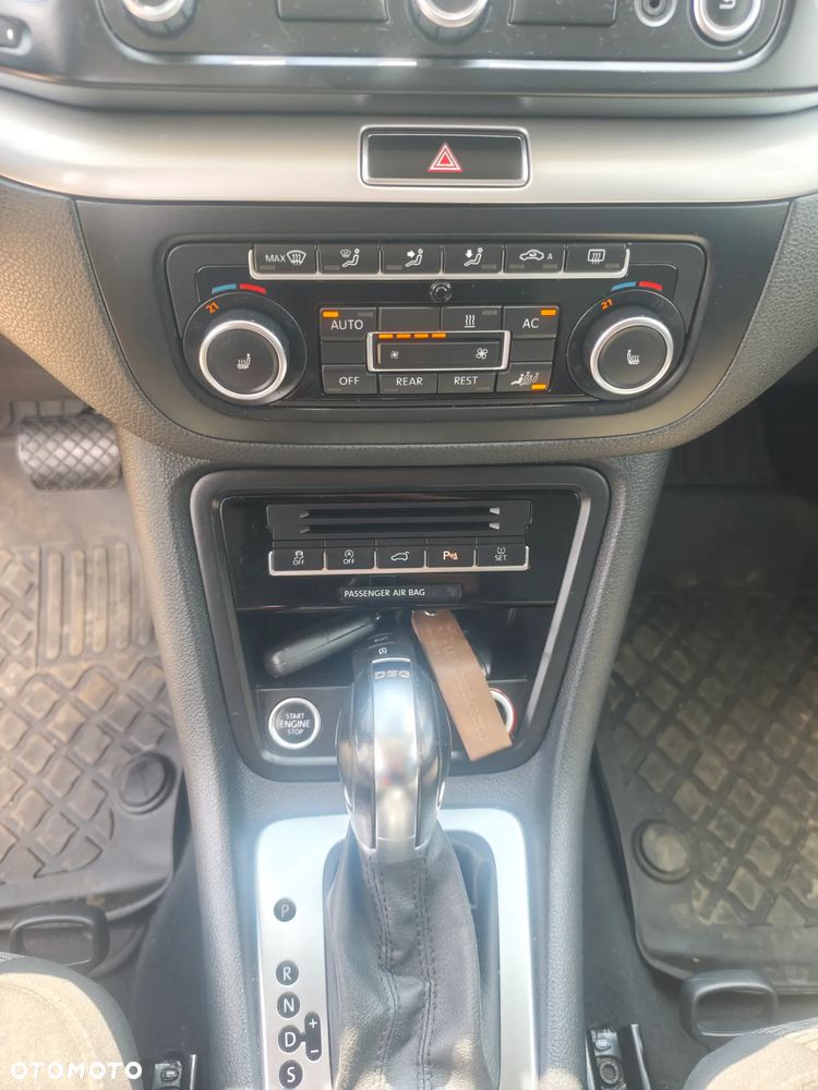 Volkswagen Sharan 2.0 TDI Comfortline DSG - 14