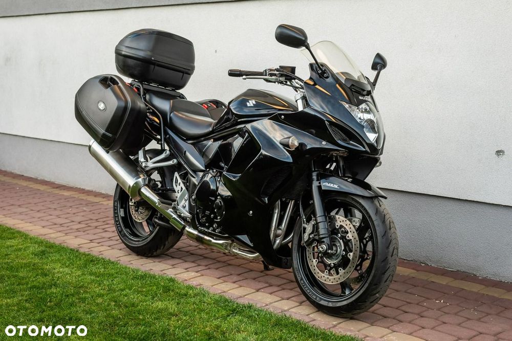 Suzuki GSX - 1