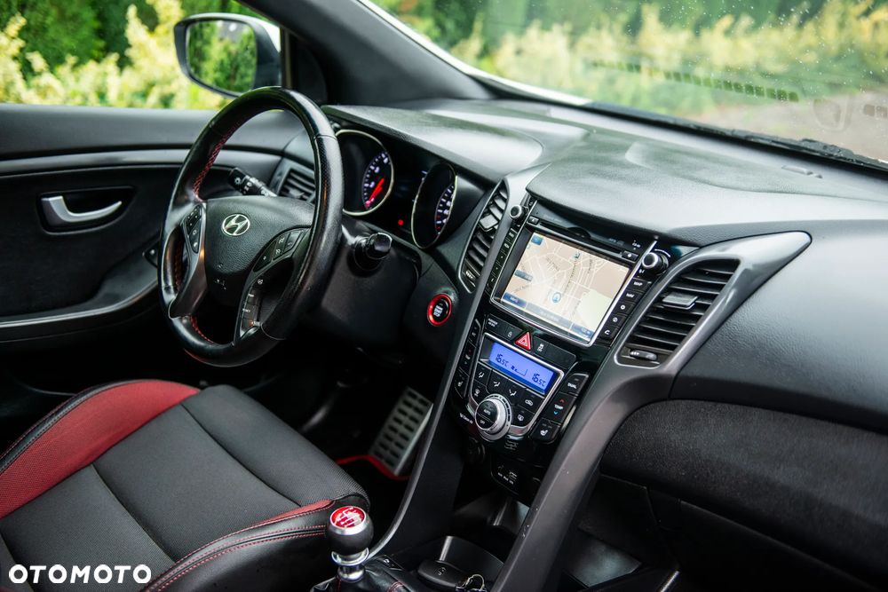 Hyundai i30 1.6 T GDI Turbo - 34