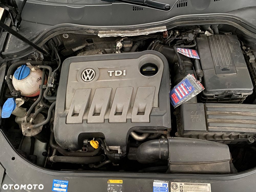 Volkswagen Passat 2.0 TDI DSG BlueMotion Technology Comfortline - 38