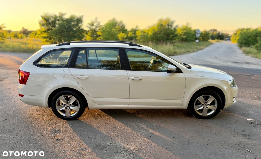 Skoda Octavia 1.6 TDI DPF Elegance - 7