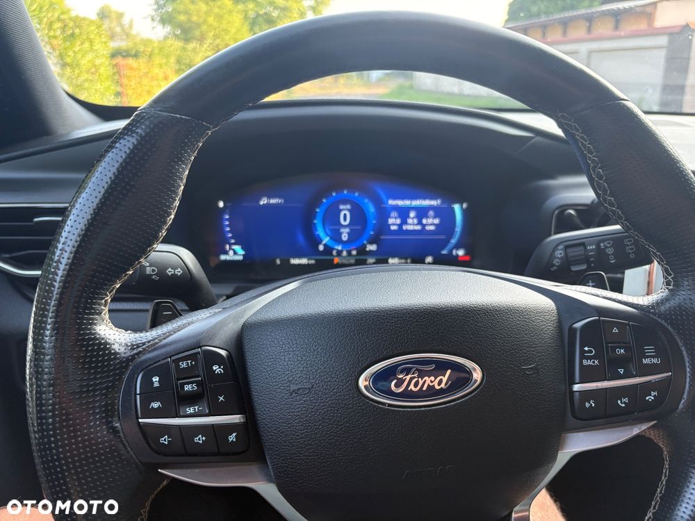 Ford Explorer - 19