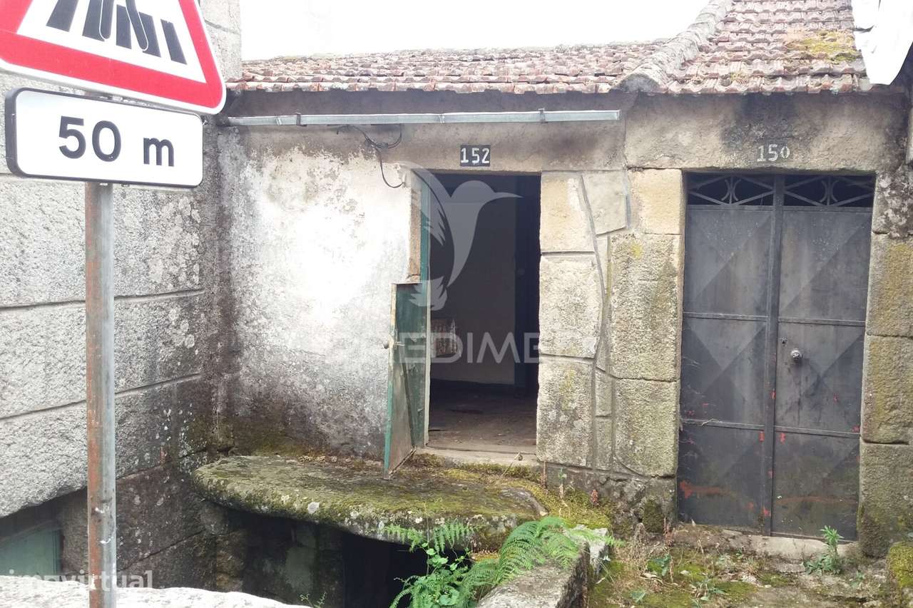 Casa antiga, para reconstrução, com projeto aprovado - Grande imagem: 3/24