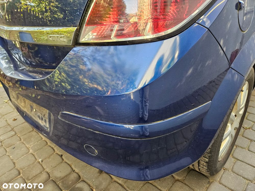 Opel Astra H III 3 GTC 3D zderzak tył tylny   Z21B - 4