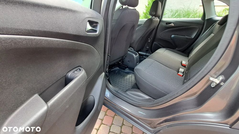 Opel Crossland X - 16