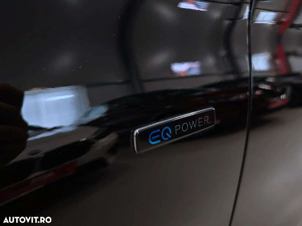 Mercedes-Benz GLC 300 e 4MATIC - 38