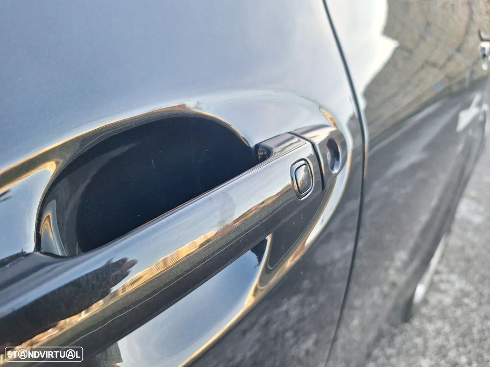 Toyota Yaris 1.0 VVT-i Sol High Pack - 28