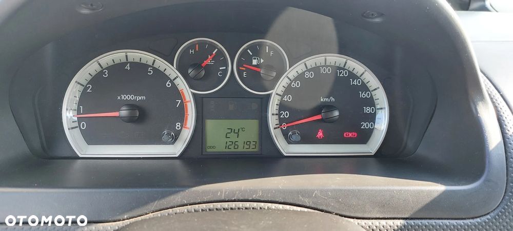 Chevrolet Aveo 1.2 16V Base - 12