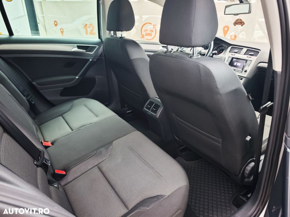 Volkswagen Golf 1.6 TDI DPF BMT Comfortline - 5