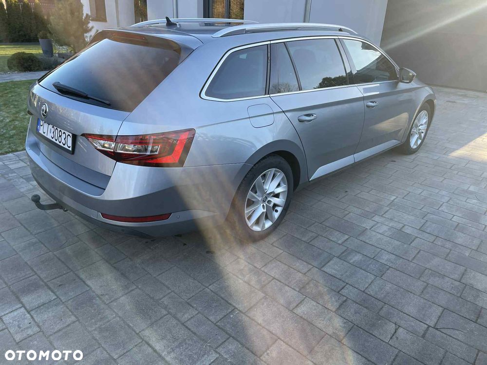 Skoda Superb 1.6 TDI Ambition - 5