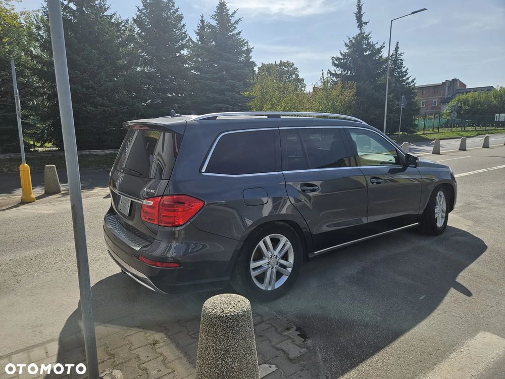 Mercedes-Benz GL - 7