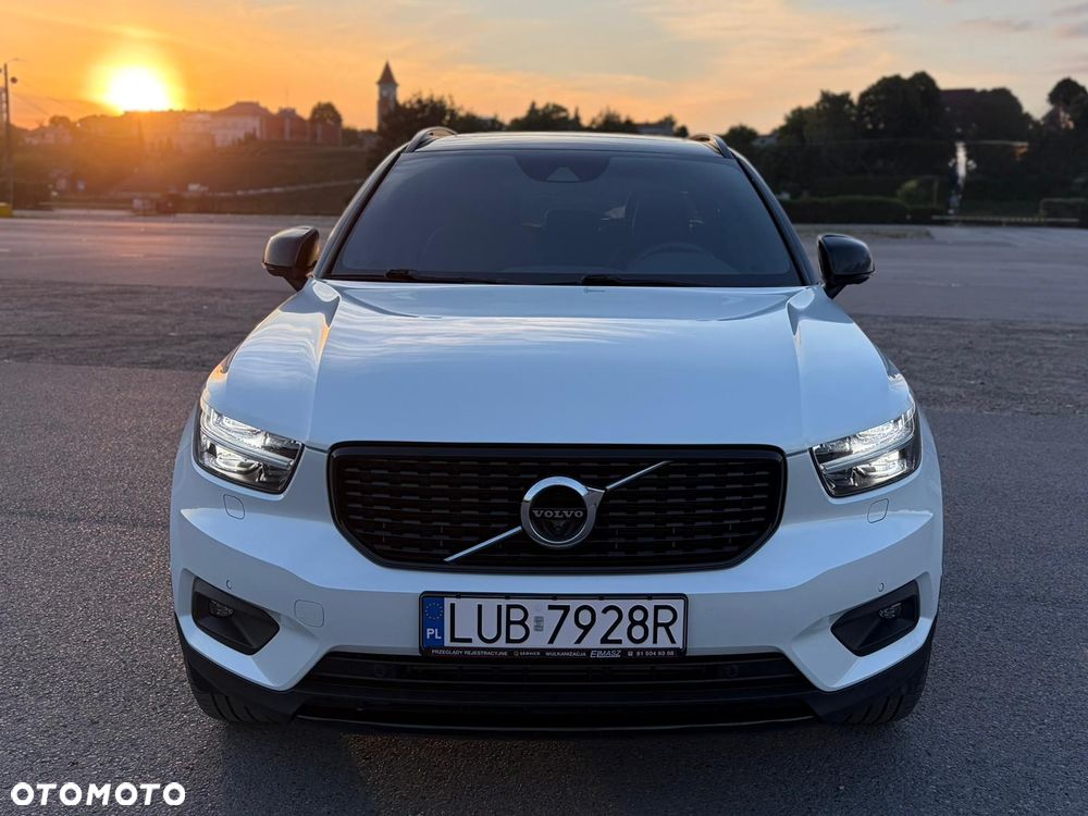 Volvo XC 40 T5 AWD R-Design - 2