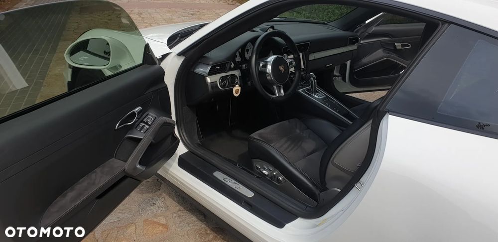 Porsche 911 GT3 - 9